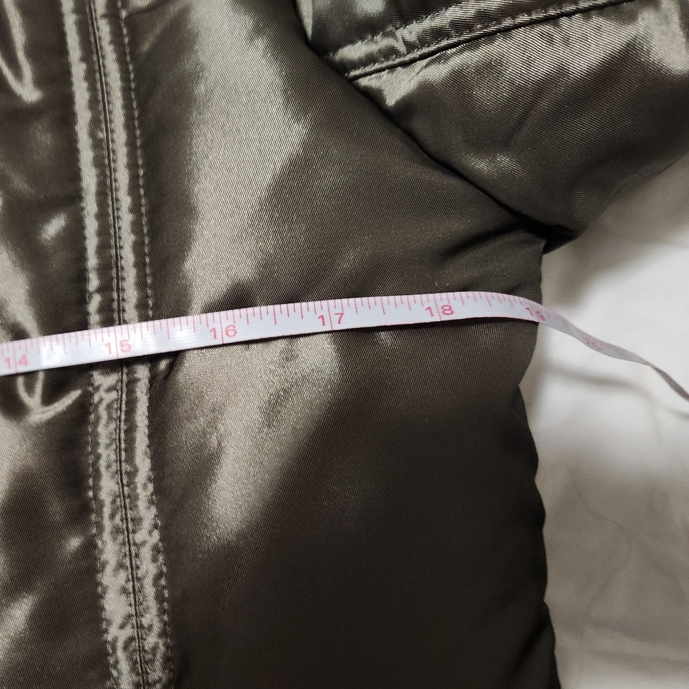Women's Metallic Jacket with Fur Trim - Picture 13 of 16